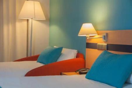 Ibis Styles Zaragoza Ramiro I - 52