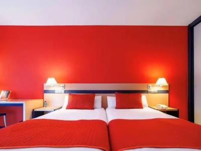 Ibis Styles Zaragoza Ramiro I - 6