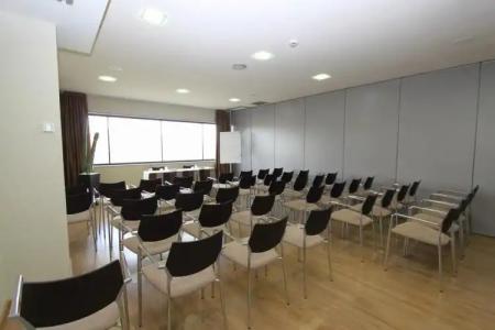 & Spa Real Ciudad De Zaragoza - 23