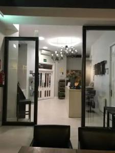 Pilar Plaza - 11