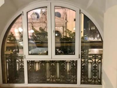 Pilar Plaza - 50