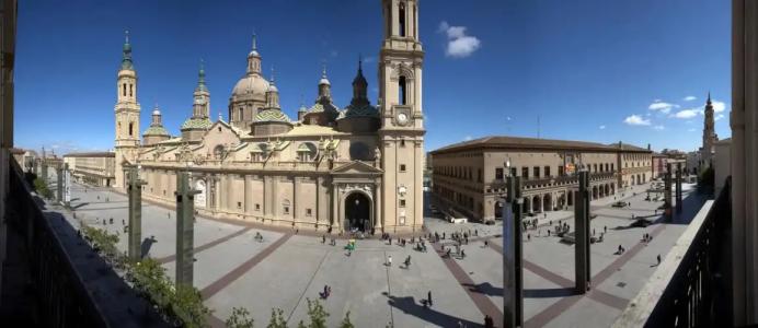 Pilar Plaza - 14