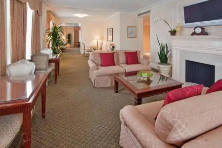 The Biltmore Los Angeles - 4