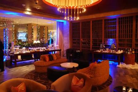 The Beverly Hilton - 33