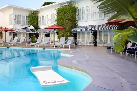 The Beverly Hilton - 19