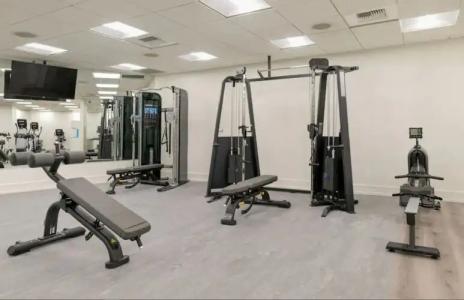 The Beverly Hilton - 28