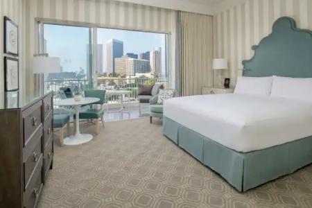 The Beverly Hilton - 76