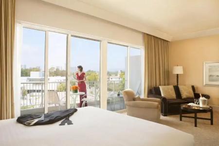 The Beverly Hilton - 5