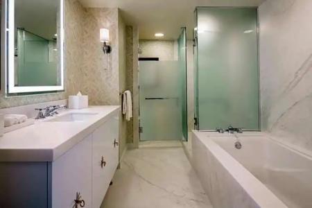 The Beverly Hilton - 134