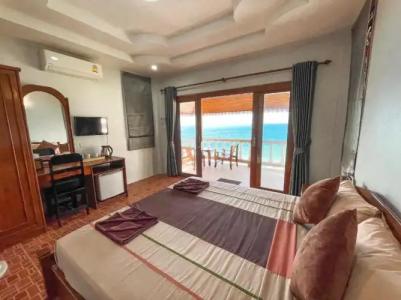 Bounty Resort - 36