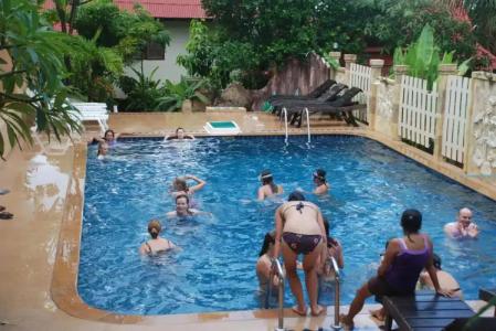 Bounty Resort - 12