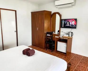 Bounty Resort - 81