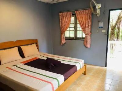 Bounty Resort - 2