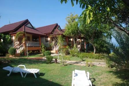 Bounty Resort - 19