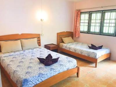 Bounty Resort - 22