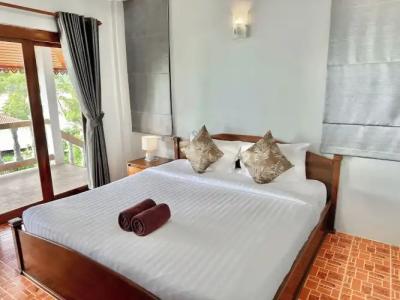Bounty Resort - 86