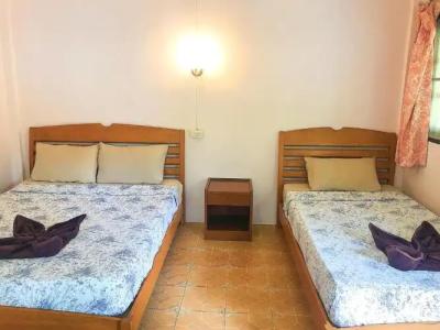 Bounty Resort - 23