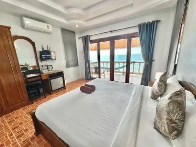 Bounty Resort - 83