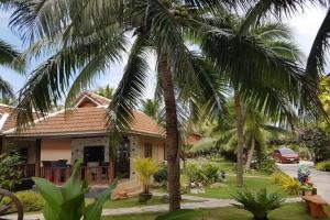 First Villa Beach Resort, Baan Tai