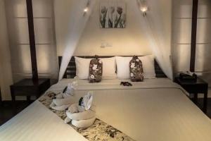 Loyfa-Holina Natural Resort, Srithanu