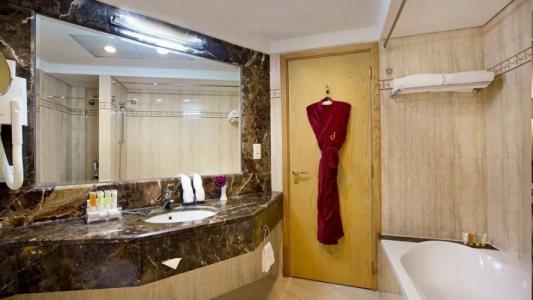 City Seasons Dubai - 118