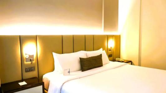 City Seasons Dubai - 112