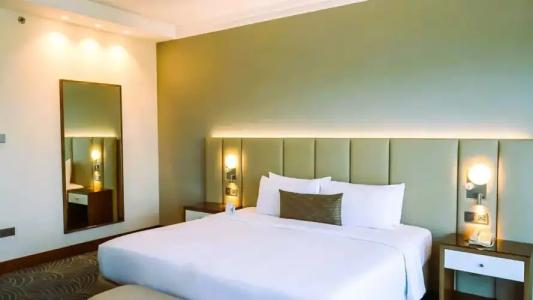 City Seasons Dubai - 107