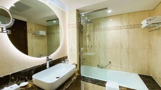 City Seasons Dubai - 103