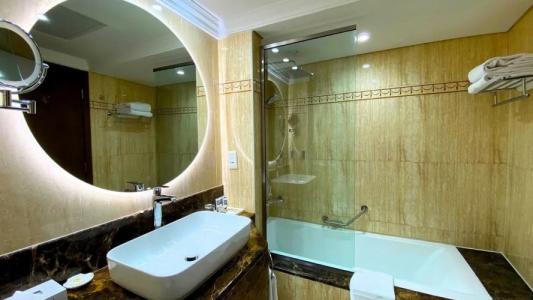 City Seasons Dubai - 111