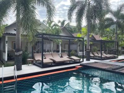See Through Resort Haad Yao - 100