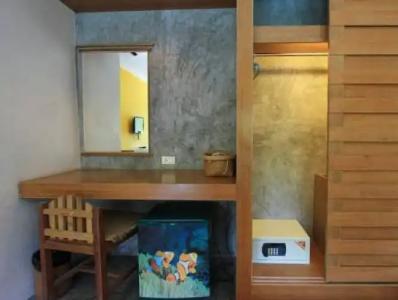 See Through Resort Haad Yao - 55