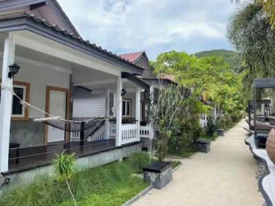 See Through Resort Haad Yao - 81