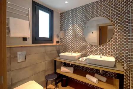 Catalonia Excelsior - 131