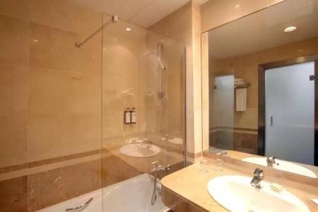 Catalonia Excelsior - 108