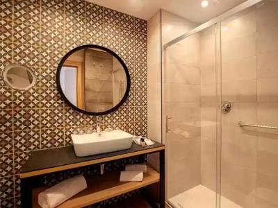 Catalonia Excelsior - 114