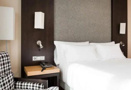 NH Valencia Center - 38