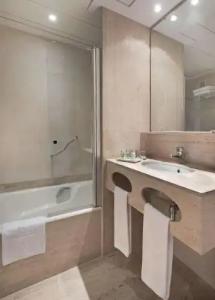 NH Valencia Center - 56