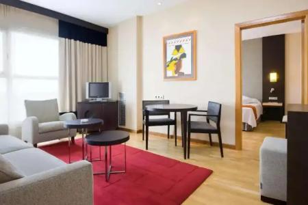 NH Valencia Center - 57