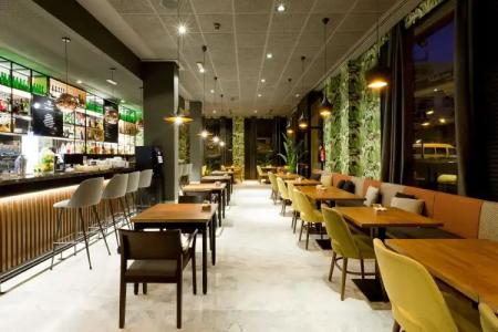 Malcom and Barret - 29