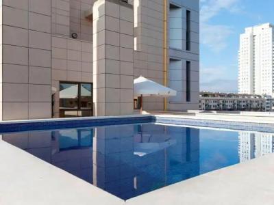 Valencia Center - 37