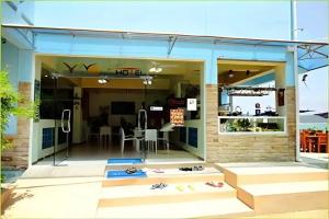 VIVA on the Beach Hotel, Hinkong