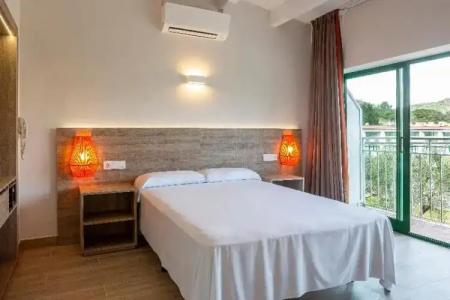 Medplaya ApartSant Eloi - 93