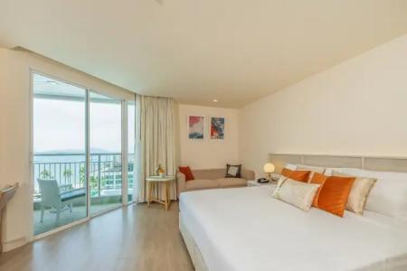 Pattaya Sea View - SHA Extra Plus - 52