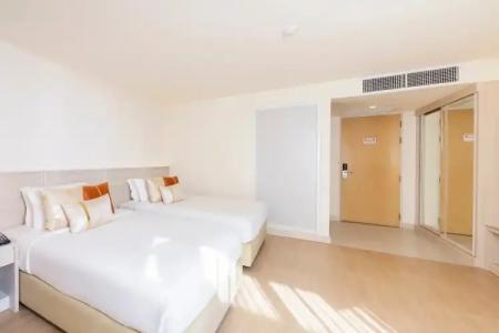 Pattaya Sea View - SHA Extra Plus - 65