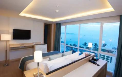 Pattaya Sea View - SHA Extra Plus - 88