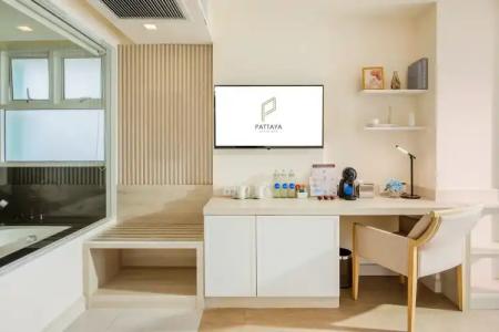 Pattaya Sea View - SHA Extra Plus - 84