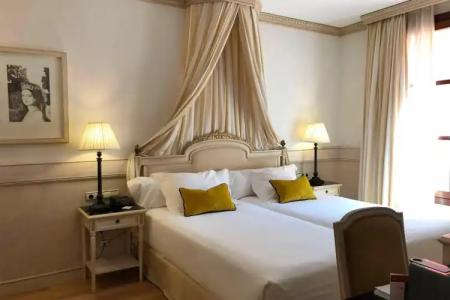 Eugenia de Montijo, Autograph Collection - 6