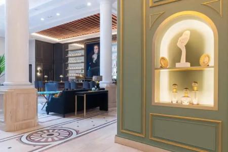 Eugenia de Montijo, Autograph Collection - 24