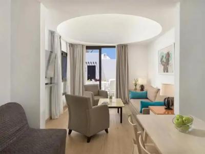 H10 Suites Lanzarote Gardens - 47