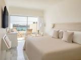 Premium room with balcony and oceanfront